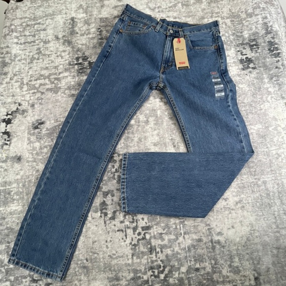Levi 505 Regular Fit‎ Straight Leg Jeans Mens 32x32 Medium Wash Blue Denim NWT
